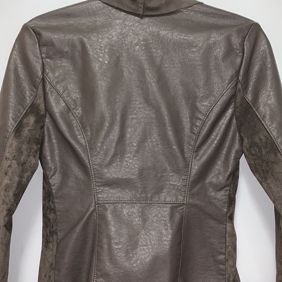 BLANKNYC vegan suede/leather jacket - Picture 7 of 14